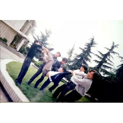 201寝室那一帮子